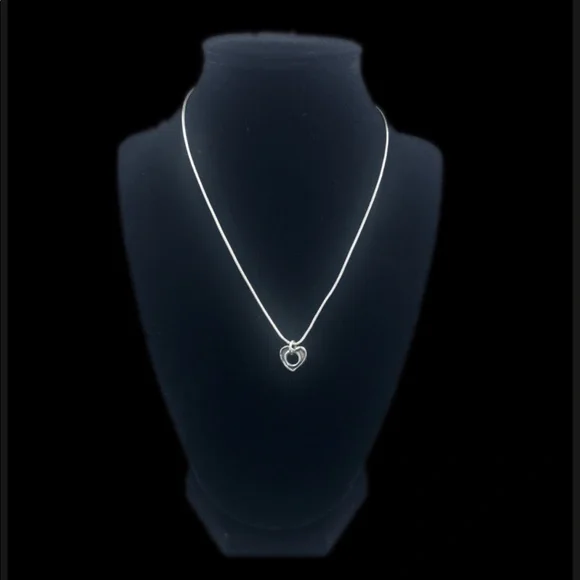 Silpada Retired Sterling Silver Open Heart Necklace - Picture 12 of 14